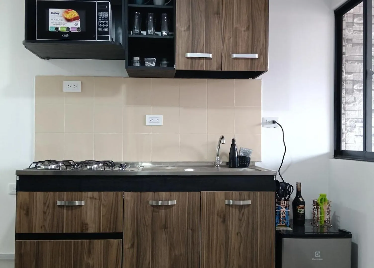 Aparta Estudio Privado Bogotá 0*,